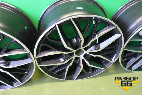 Диски колёсные литые (комплект) MOMO Spider Made In Taiwan R21 EJ10 5x112 ET24 Ц.О.66,6