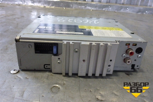 Магнитола (JVC KD-R303)