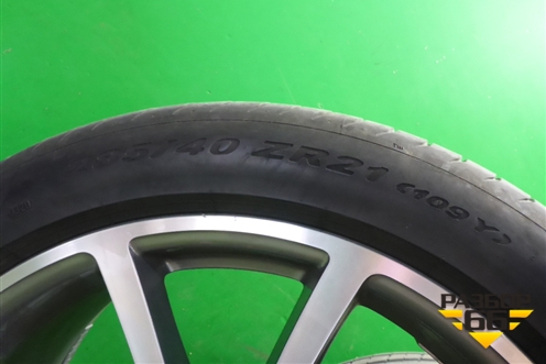 Колеса комплектом (шина+диск) Разноширокие Pirelli P Zero 109Y / 315/35 111Y / J-11, ET49 285/40 R21 для Porsche Cayenne с 2017г (9Y0601025BH)