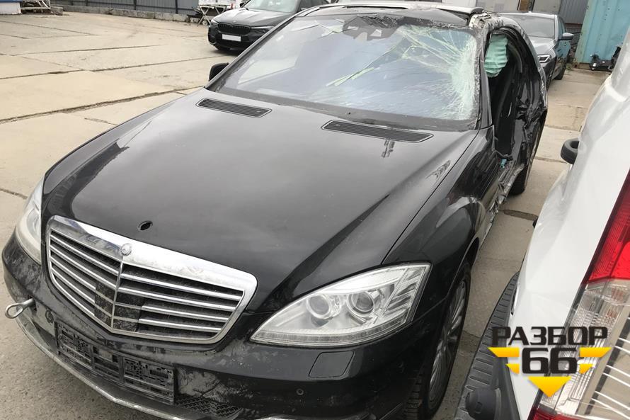 Поступил в разбор Mercedes-Benz 2011г 4.7л 435л.с 