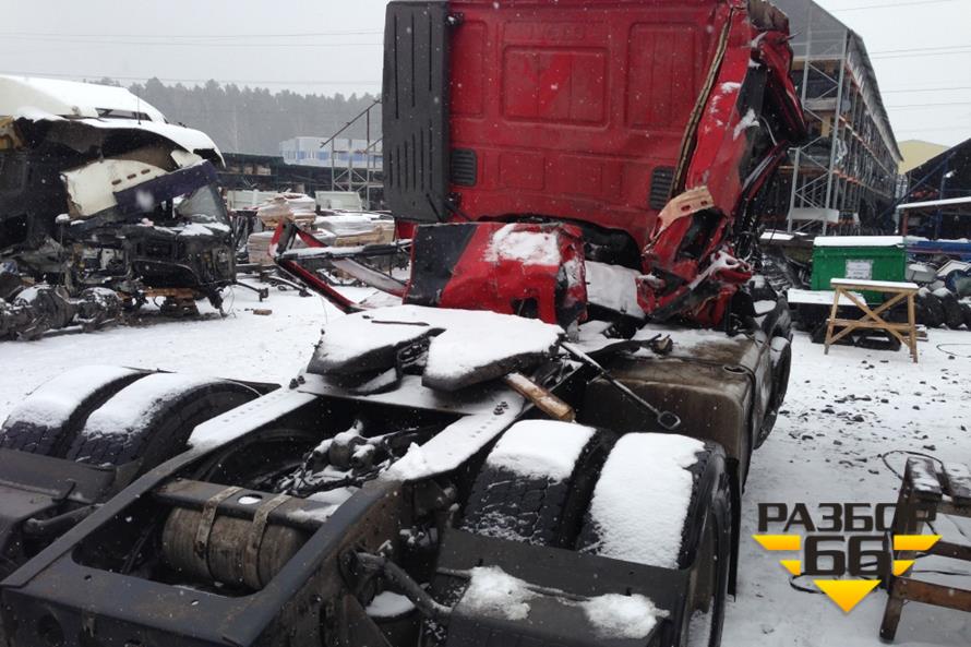Поступил в разбор IVECO STRALIS AT440 2008г 352л.с двс F2BEE681A объем 7790 