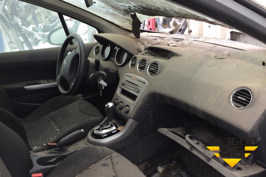 Поступил в разбор Peugeot 308 2012 1.6 (АКПП) 120л.с двс PSA5F01