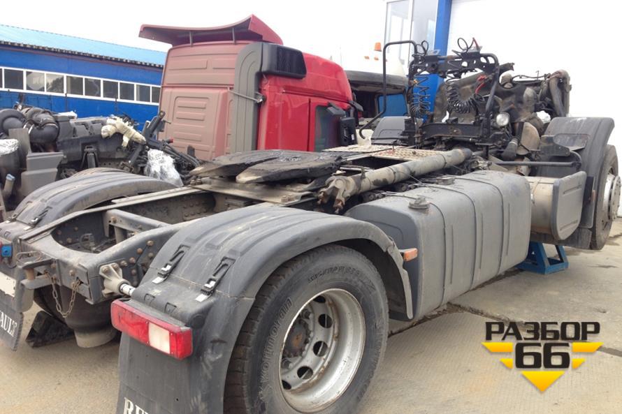 Поступил в разбор Renault Premium 440  2008 10.8 437л.с   двс DXi11