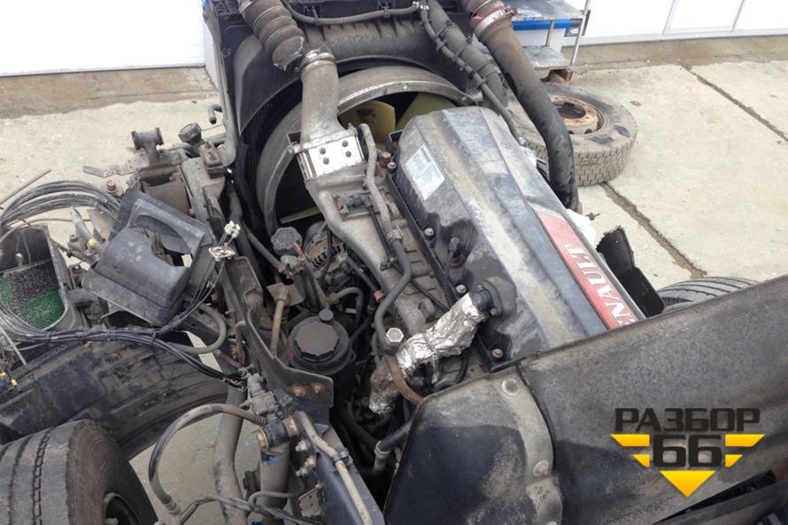 Поступил в разбор Renault Premium 440  2008 10.8 437л.с   двс DXi11