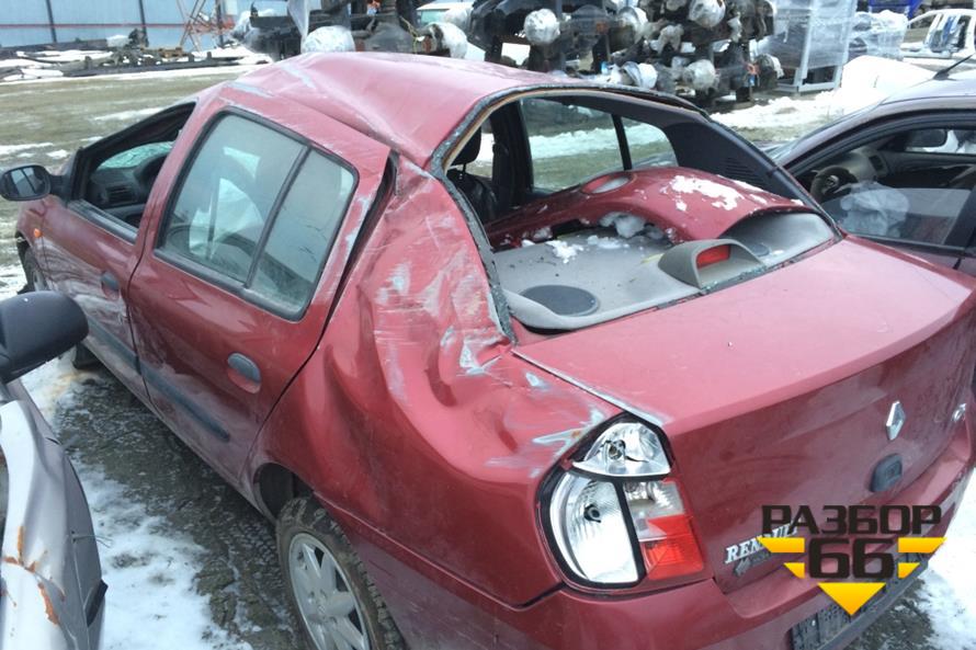 Поступил в разбор Renault CLIO 2002 1.4 л.с 98 МКПП двс K4JA712