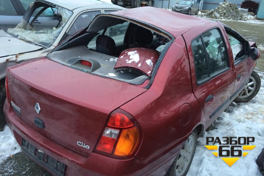 Поступил в разбор Renault CLIO 2002 1.4 л.с 98 МКПП двс K4JA712