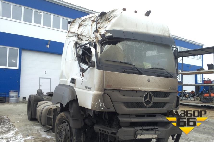 Поступил в разбор Mercedes-Benz 1840LS 2011 11.967 401л.с  двс OM457LA 