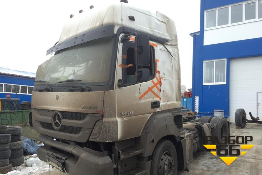 Поступил в разбор Mercedes-Benz 1840LS 2011 11.967 401л.с  двс OM457LA 