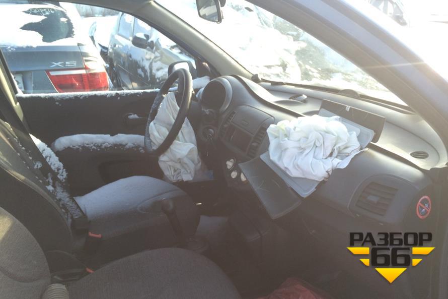 Поступил в разбор Nissan Micra  2006 1.2  80л.с  AКПП двс CR12