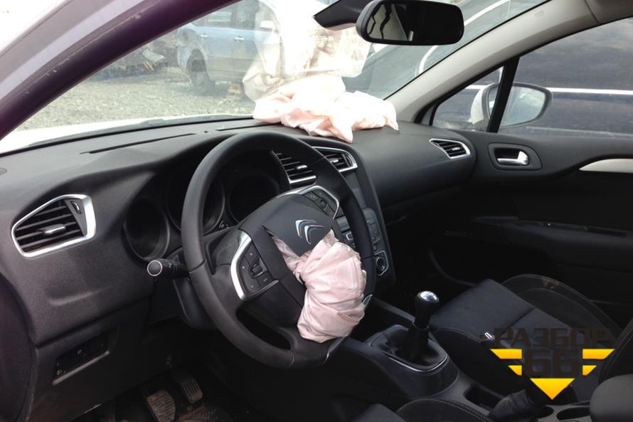 Поступил на разбор Citroen C4 1.6 , 2012 г.в.