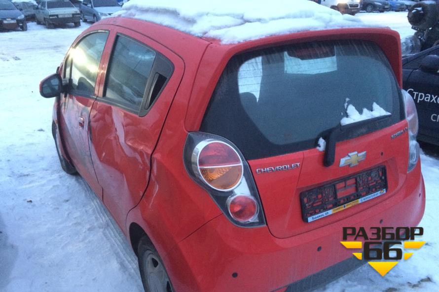 Поступил в разбор Chevrolet Spark 2012  1.0л   68л.с  АКПП  двс B10D1