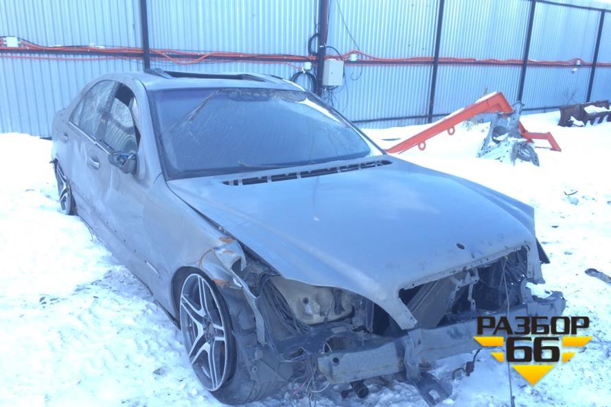 Поступил в разбор Mercedes Benz S500  2003  5.0л  306л.с  AКПП двс 