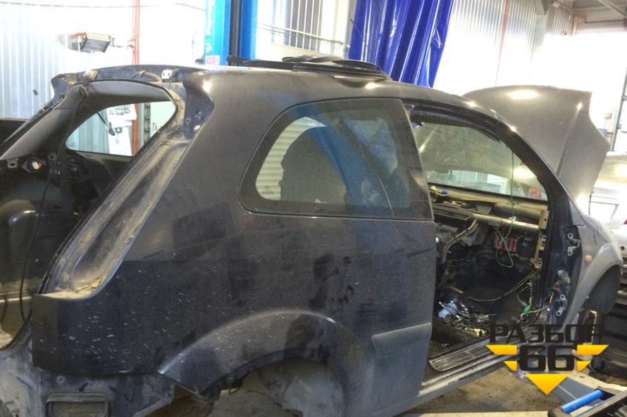 Поступил в разбор Ford Fiesta  2006 1.3л  69л.с   двс A9JA