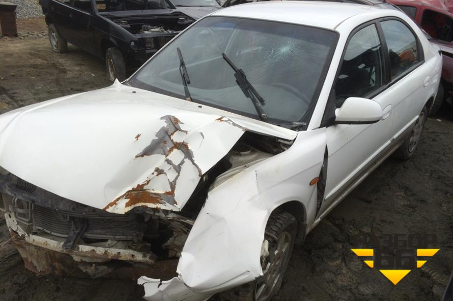 Поступил в разбор Kia Shuma2  2003 1.6л 101л.с  МКПП двс S6D