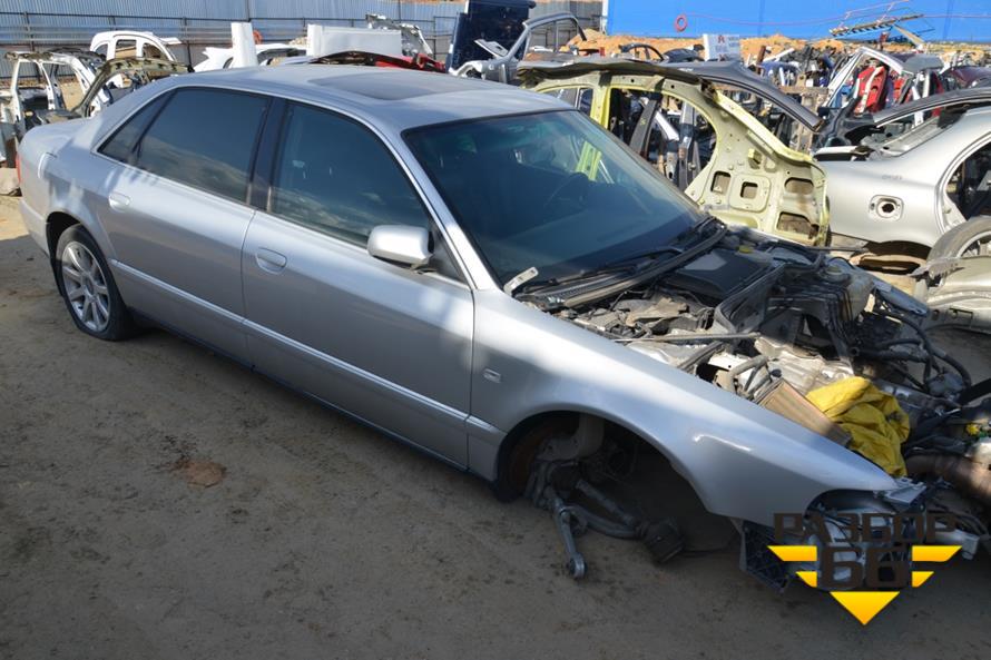 Поступил в разбор  Audi  A8L  2001 4.2л  310л.с  AКПП двс AUW