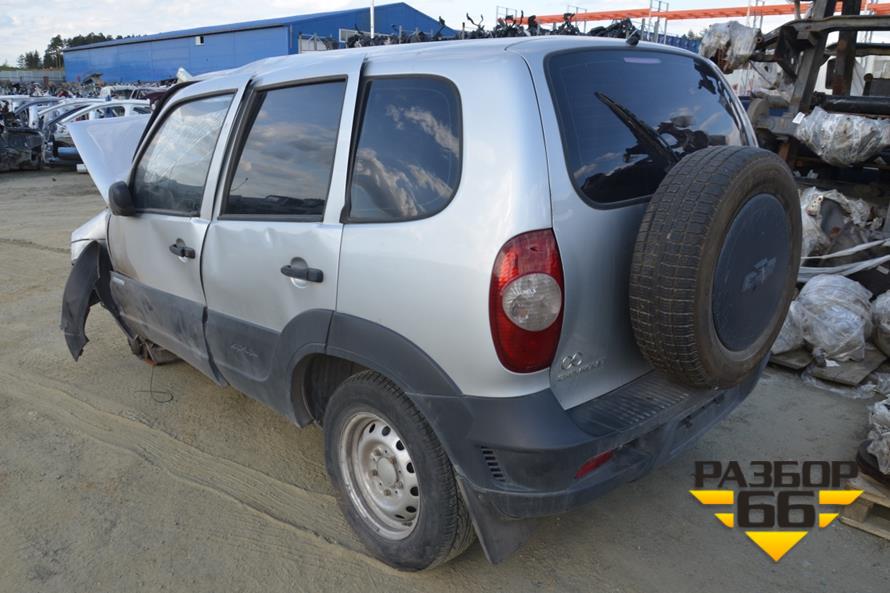 Поступил в разбор Chevrolet Niva  2011 1.7л   80л.с  МКПП 