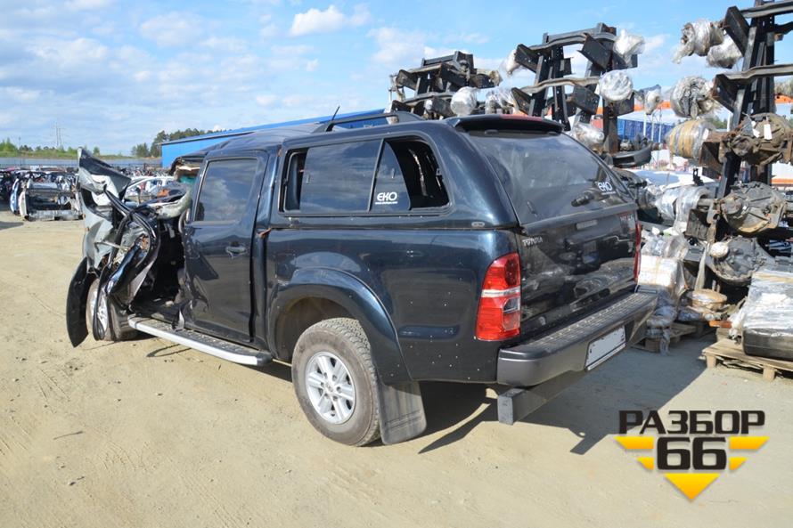 Поступил в разбор Toyota Hilux  2013  2.5л   144л.с   двс  2KD