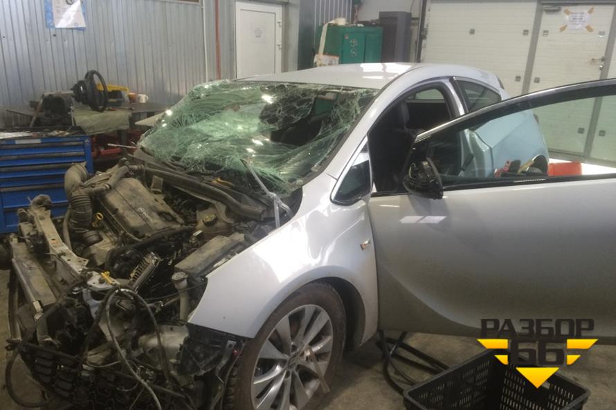Поступил в разбор Opel Astra GTC  2012  1.6л  172л.с  МКПП двс A16LET