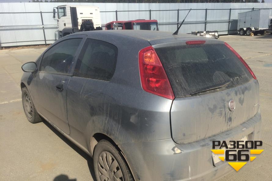 Поступил в разбор Fiat Punto  2010г 1.4л  78л.с  МКПП  двс 350A1000