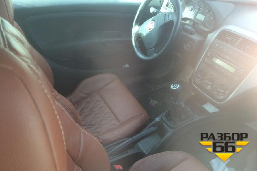 Поступил в разбор Fiat Punto  2010г 1.4л  78л.с  МКПП  двс 350A1000