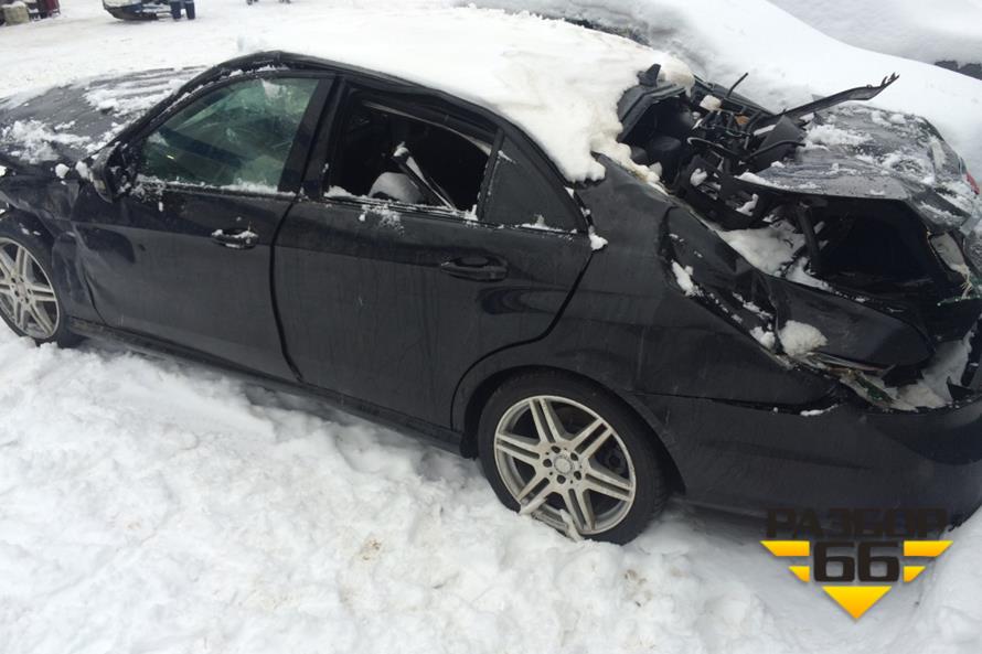 Поступил в разбор Mercedes Benz E200 CGI  2011г  1.8л  184л.с AКПП