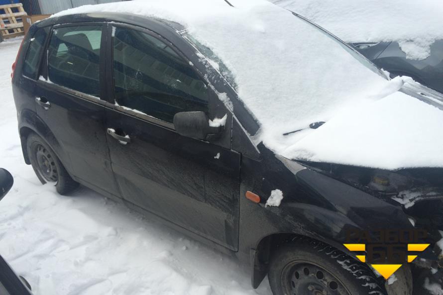 Поступил в разбор Ford Fiesta 2006г  1.4л  80л.с РКПП двс 