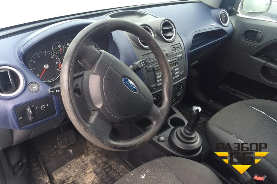 Поступил в разбор Ford Fiesta 2006г  1.4л  80л.с РКПП двс 