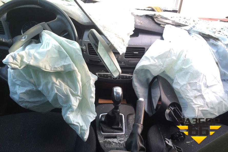 Поступил в разбор Renault Laguna 3  2008г  2.0л  140л.с MКПП двс M4RC704