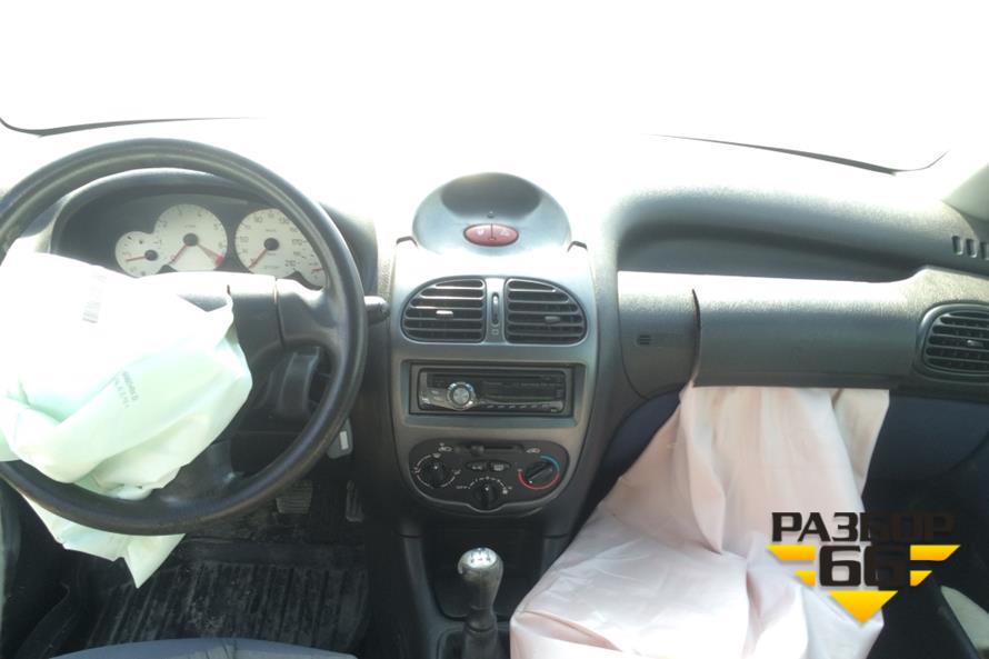 Поступил в разбор Peugeot 206   2005г   1.4л   MКПП 