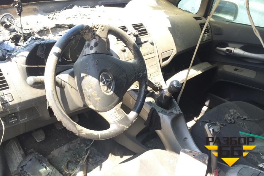 Поступил в разбор Toyota Auris 2008г  1.6л  124л.с MКПП двс 1ZR