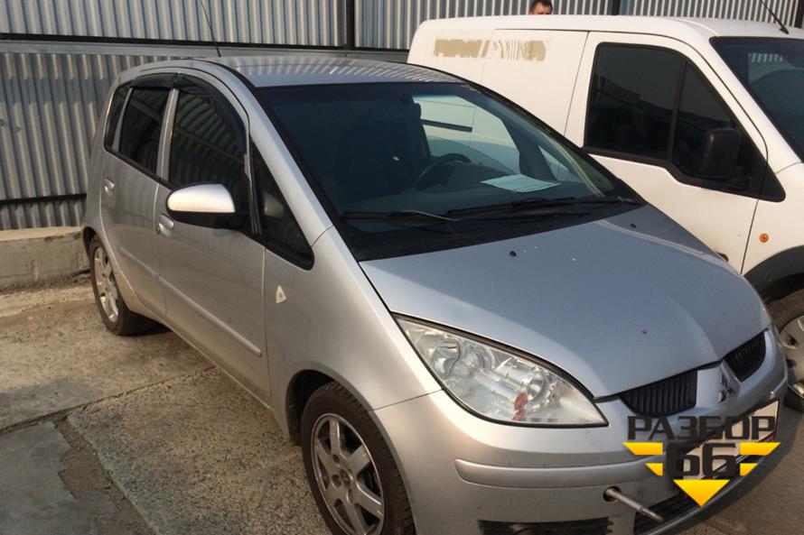 Поступил в разбор Mitsubishi Colt  2004г  1.5л   109л.с AКПП двс 