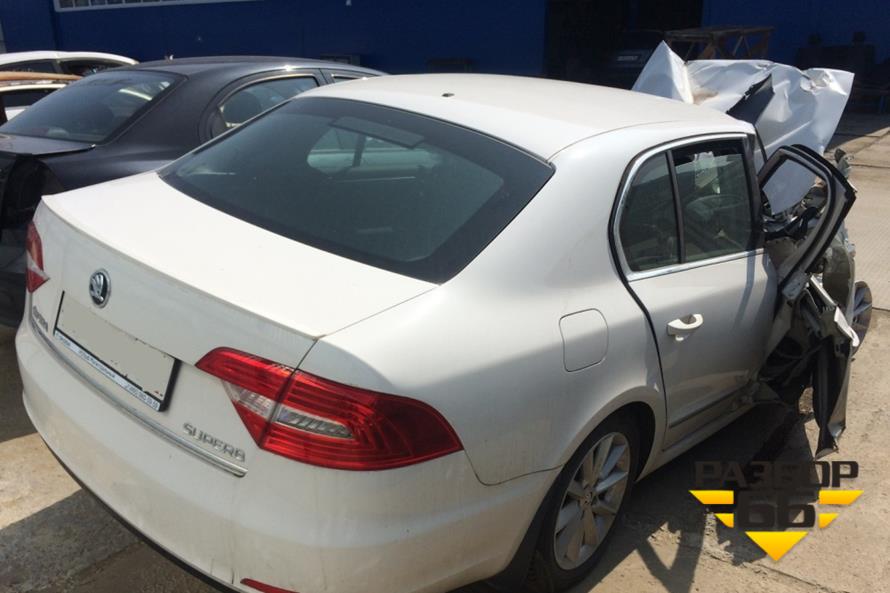 Поступил в разбор Skoda Superb  2015г  1.8л   152л.с AКПП двс CDA