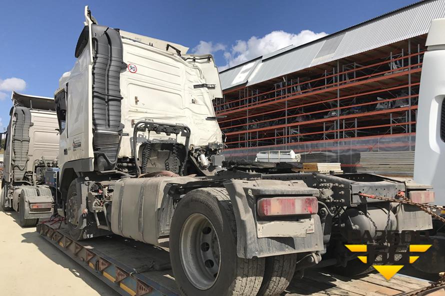 На разбор поступил Volvo FM-Truck 4x2 2010 г. 12780 л 400 л.с двс D13