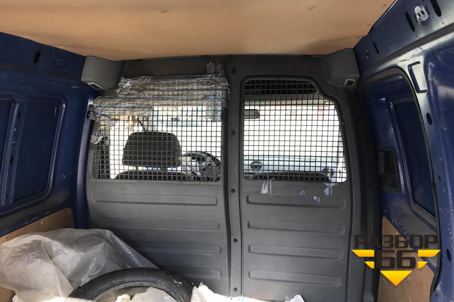 На Разборе — Volkswagen Caddy 2006 2.0 л 69 л. с MКПП двс BDJ