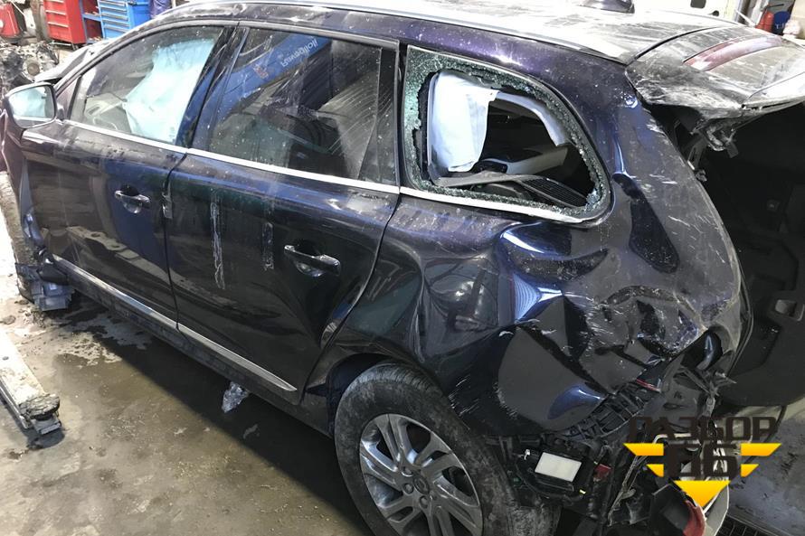 На авторазбор поступил Volvo XC60 2016 2.0 л 245 л. с. AКПП двс b4204t11