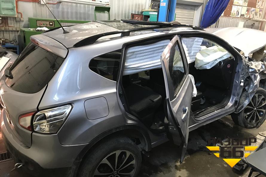 В разбор поступил Nissan Qashqai 2013 2.0 л. 141 л.с. AКПП двс MR20