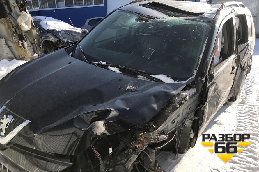Поступил в разбор Peugeot 4007 2008г 2.4л 170л.с двс 4B12