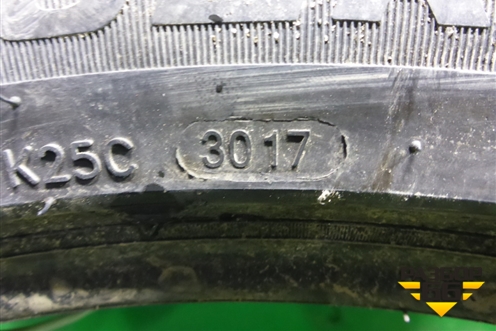 Шина MOMO Toprun M30 106Y 275/40 R20 (Лето)