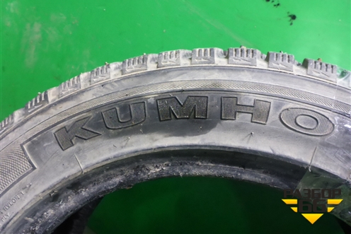 Шина Kumho I«Zen Wis KW19 85T 195/55 R15 ( Шипы)