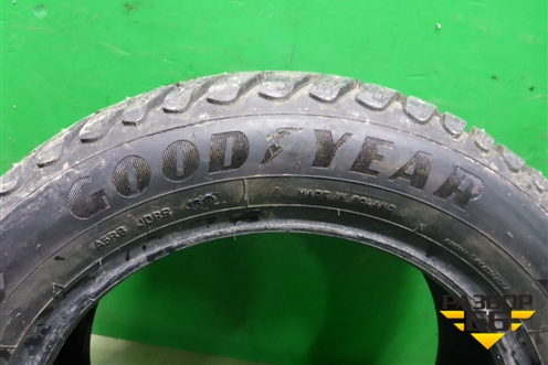 Шина GoodYear Ultragrip Ice Arctic 88T 195/60 R15 ( Шипы)