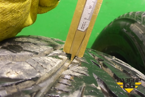 Шины (комплект) Yokohama IceGuard Stud 102T 215/65 R16 (Зима)