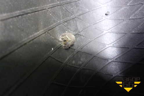 Шины (комплект)  275/40 R20 (Зима Шипы) (KumhoWintercraftSUV) (KUMHOWINTERCRAFTSUV)