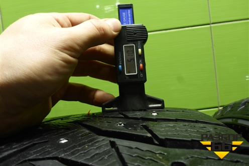 Шины (комплект)  275/40 R20 (Зима Шипы) (KumhoWintercraftSUV) (KUMHOWINTERCRAFTSUV)