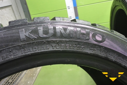 Шины (комплект)  275/40 R20 (Зима Шипы) (KumhoWintercraftSUV) (KUMHOWINTERCRAFTSUV)