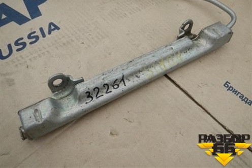Рейка топливная рампа (1.6л) для Toyota Auris с 2006-2012г