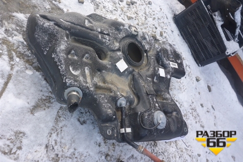Бак топливный для Toyota Avensis с 2003-2009г