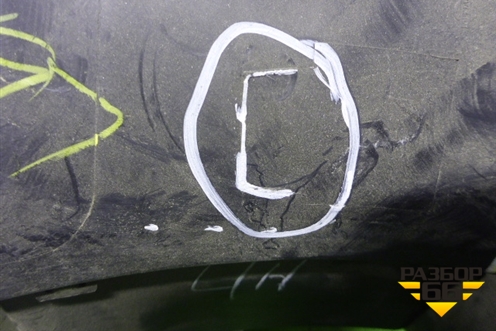 Накладка на торпедо (центральная нижняя) для Nissan Note (Е11) с 2005-2013г