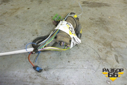 Проводка двери передней левой для Peugeot 307 с 2001-2007г