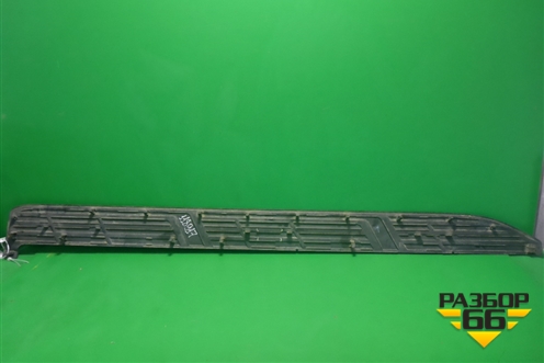 Накладка подножки правой (517716A130) для Toyota Land Cruiser Prado(150) с 2009г
