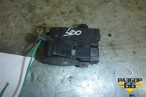 Моторчик заслонки отопителя (3M5H19E616AB) для Ford Focus 2 с 2005-2008г